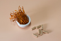 Cordyceps plus Vitamin C - 60 Kapseln